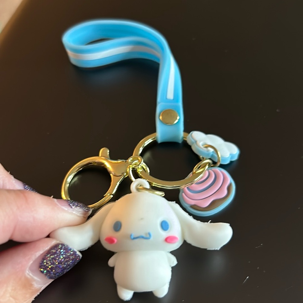 Hello Kitty Blue and White Key Holder